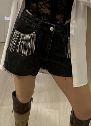 Джинсовые шорты