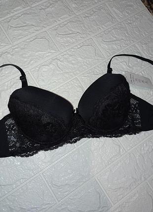 Бюстгалтер