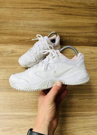 Кроссовки nike court