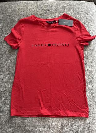 Tommy hilfiger футболка