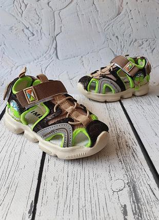 Босоніжки для хлопчиків