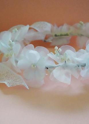 Белый венчик