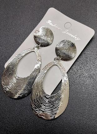 Серьги бижутерия ребристі срібні