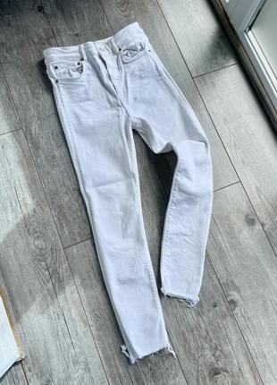 Джинси