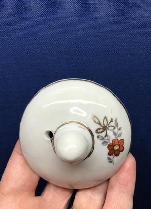 Из ссср:крышечка от заварного чайника; бесплатно при покупке двух любых лотов!