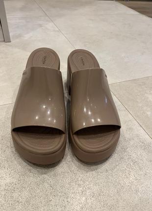 Продам стильні crocs lite ride р.39