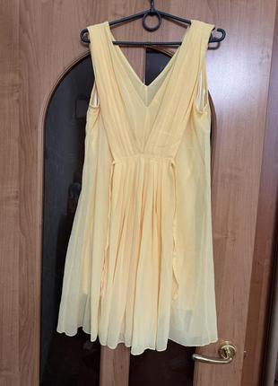 Нарядное платье