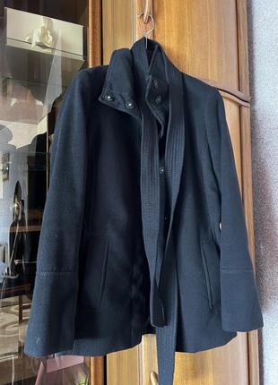 Коротка куртка-плащик