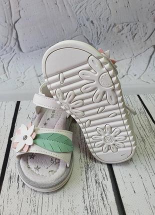 Босоніжки для дівчаток 3