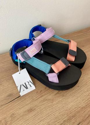 Босоніжки zara 35 р2 фото