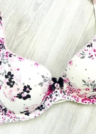 Очаровательный бюстгальтер со стразами victoria’s secret