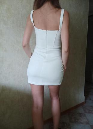 Силуетна сукня міні з корсетом5 фото