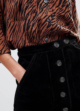 Вельветовая юбка с карманами черная юбка на пуговицах от bershka