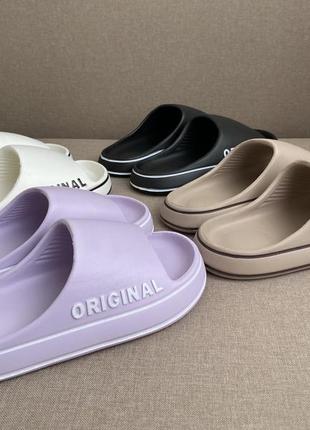 Шльопанці унісекс