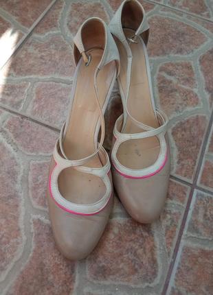 Босоножки для танцев