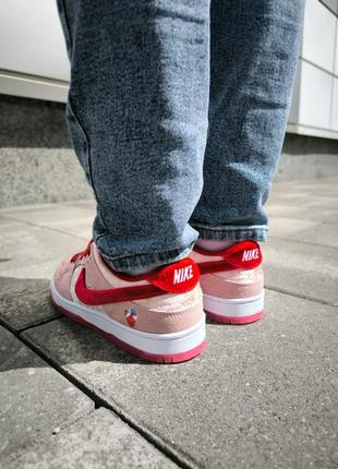 Nike sb dunk low strangelov9 фото