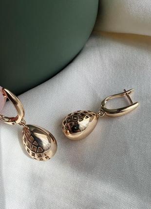 Серьги массивные капля xuping медицинский сплав позолота