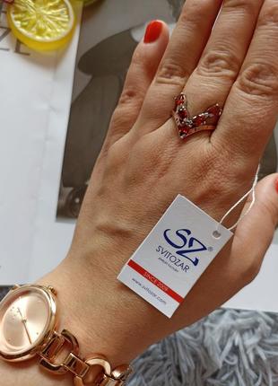 Срібна каблучка 💍 з золотом 💎 і червоними фіанітами ❤️