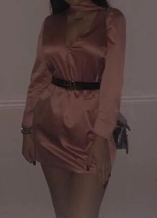 Сатинове плаття прямого крою з чокером v-вирізом туніка довгий рукав5 фото