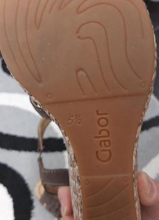 Босоніжки нові сток.