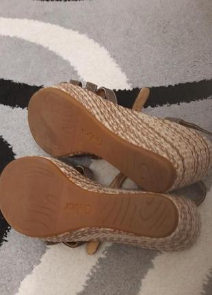 Босоніжки нові сток.