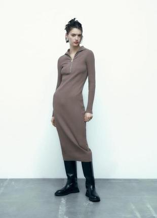 Zara міді сукня в рубчик
