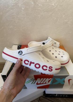 Crocs