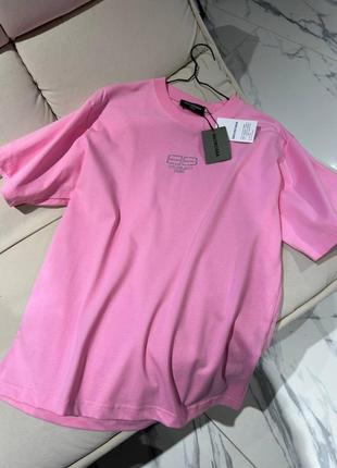 Футболка в стиле balenciaga
