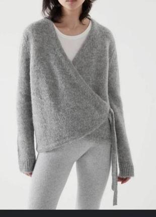 Cos стильний шерстяний кардиган светр зі свіжих колекцій