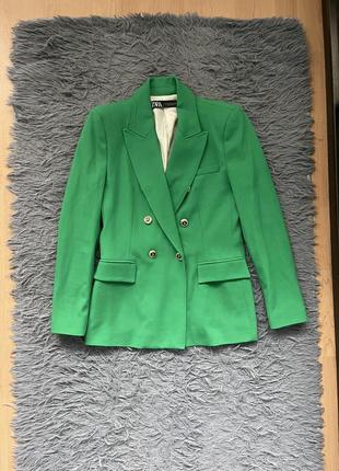 Zara яркий стильный пиджак жакет блейзер из свежих коллекций