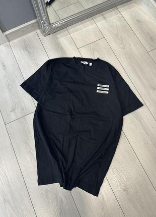 Футболка чорна базова burberry