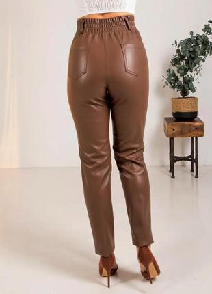 Женские брюки "джейн ",ткань эко-кожа на кашемире, размеры 42,44,46,48,50,52,54 шоколад4 фото