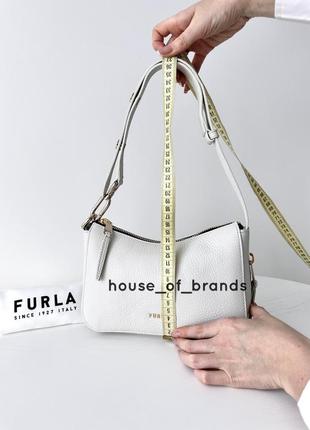 Женская брендовая кожаная сумочка хобо furla skye hobo сумка оригинал кожа фурла на подарок жене подарок девушке8 фото