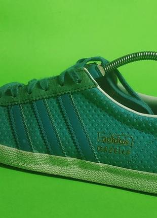 Женские кроссовки adidas gazelle. og low