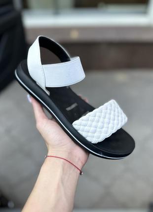 Легенькі босоніжки літо резинка / босоножки 🍓 сандалі платформа