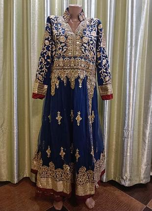Индийское  платье .