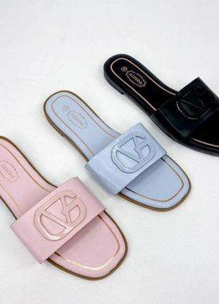 Стильные женские шлепанцы