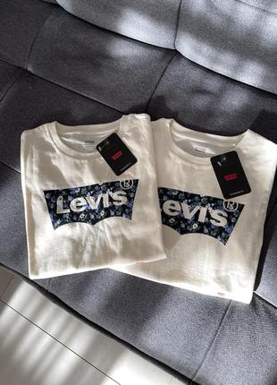 Футболка levis