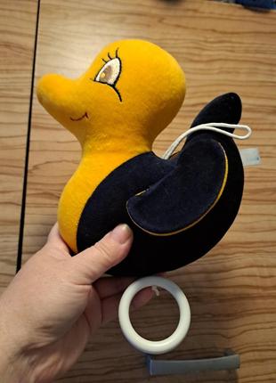 Іграшка колискова.