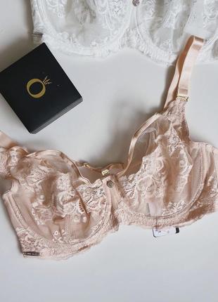 Мереживний бюстгальтер
