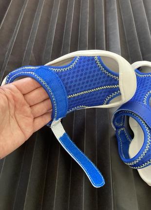 Легкие детские босоножки4 фото