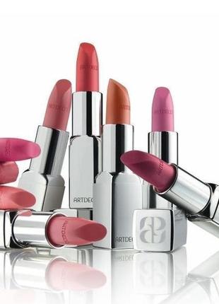 Помада для губ artdeco high performance lipstick 459 - flush mahogany (красное дерево)6 фото