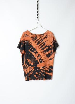 Жіноча ексклюзивна кастомна оверсайз футболка levi’s big logo tiedye. оригінал. велике лого. american vintage y2k oversize stussy zara h&m 37-38 50110 фото