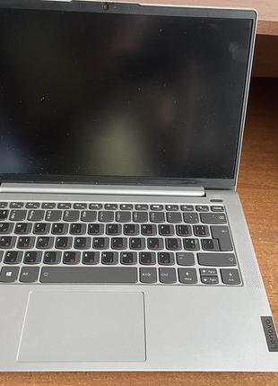 Ноутбук lenovo