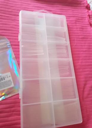 Для наращивания ногтей.