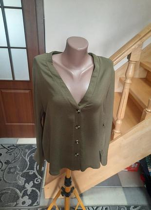 Блуза на ґудзиках