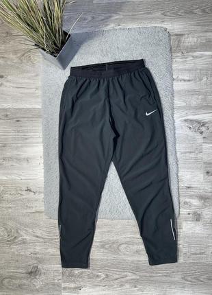 Оригінальні, максимально легкі, спортивні штани “nike dri-fit”