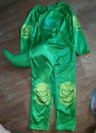 Костюм карнавальний 3-4роки