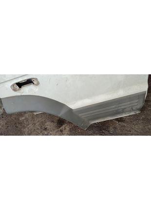 Накладка молдинг задней правой двери мицубиси паджеро 2 91-99 mitsubishi pajero міцубісі задній правий молдінг