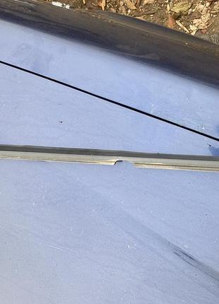 Уплотнитель стекла двери задней правой наружный гонов виктор